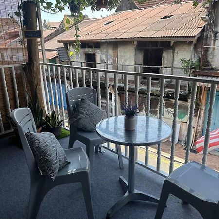 Spot On 90898 Kasturi Alley Guest House & Cat Hotel Malacca Esterno foto