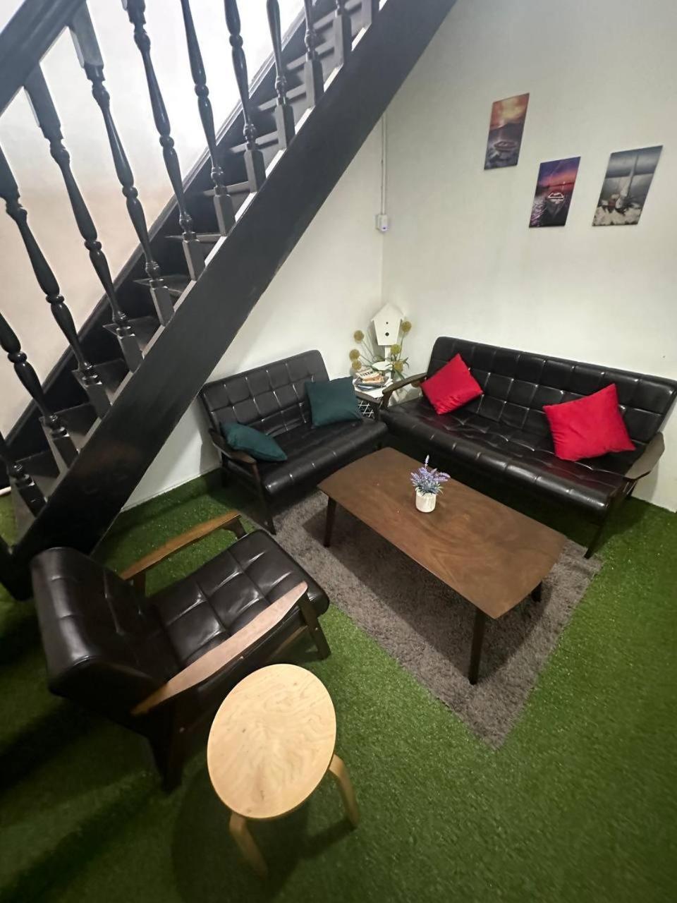 Spot On 90898 Kasturi Alley Guest House & Cat Hotel Malacca Esterno foto